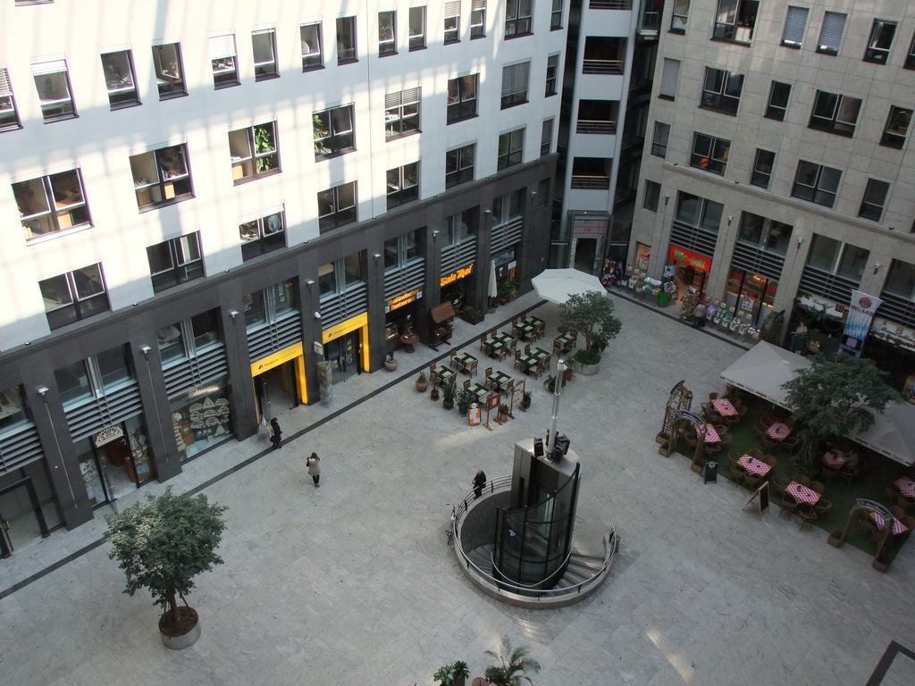 Arcadia Hotel เบอร์ลิน ภายนอก รูปภาพ