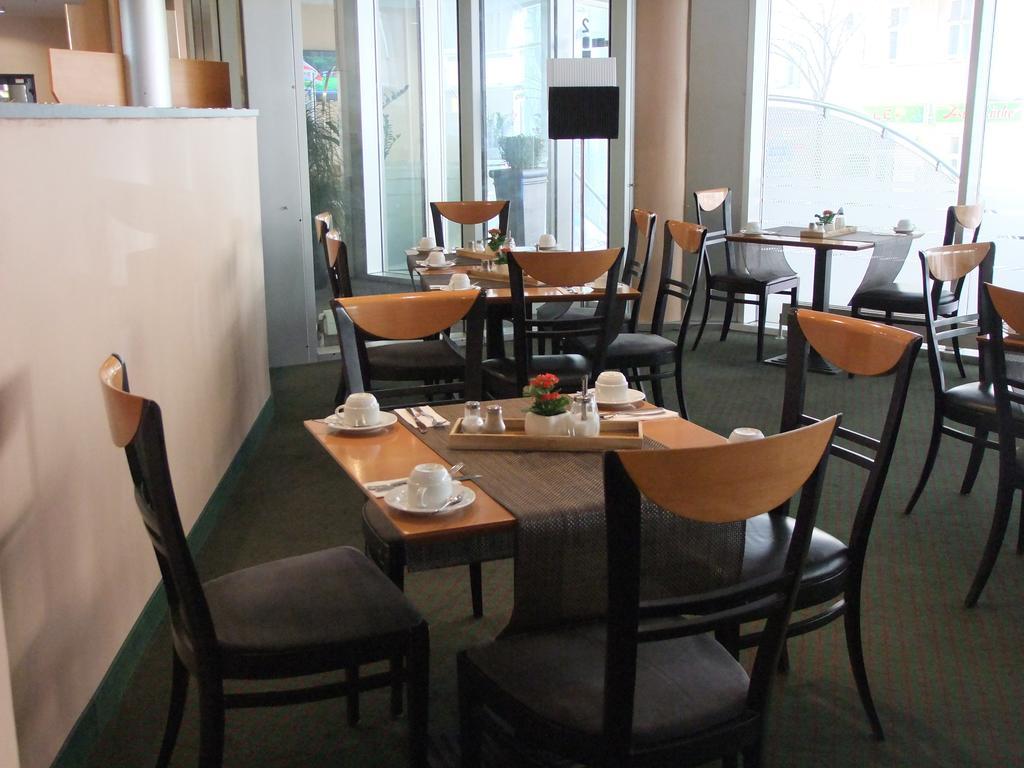 Arcadia Hotel เบอร์ลิน ภายนอก รูปภาพ