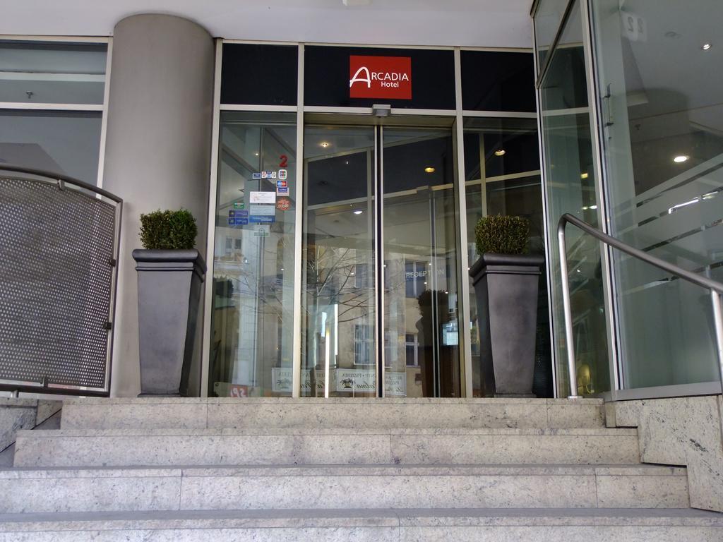 Arcadia Hotel เบอร์ลิน ภายนอก รูปภาพ