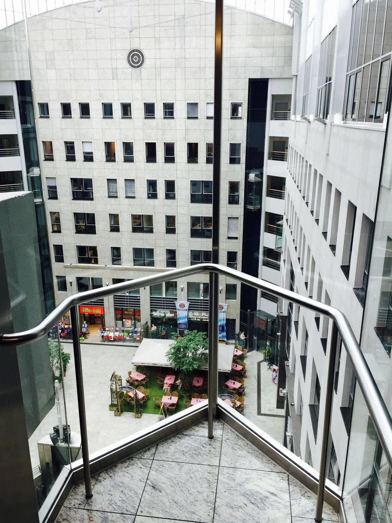 Arcadia Hotel เบอร์ลิน ภายนอก รูปภาพ